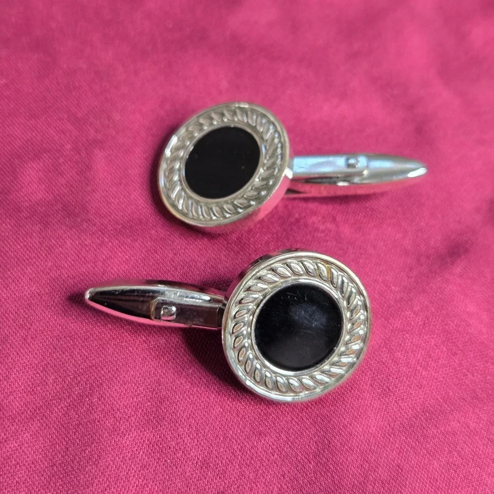 Vintage Men's Silver Tone Round Black Onyx Style Cufflinks Rope Border Bullet Ba